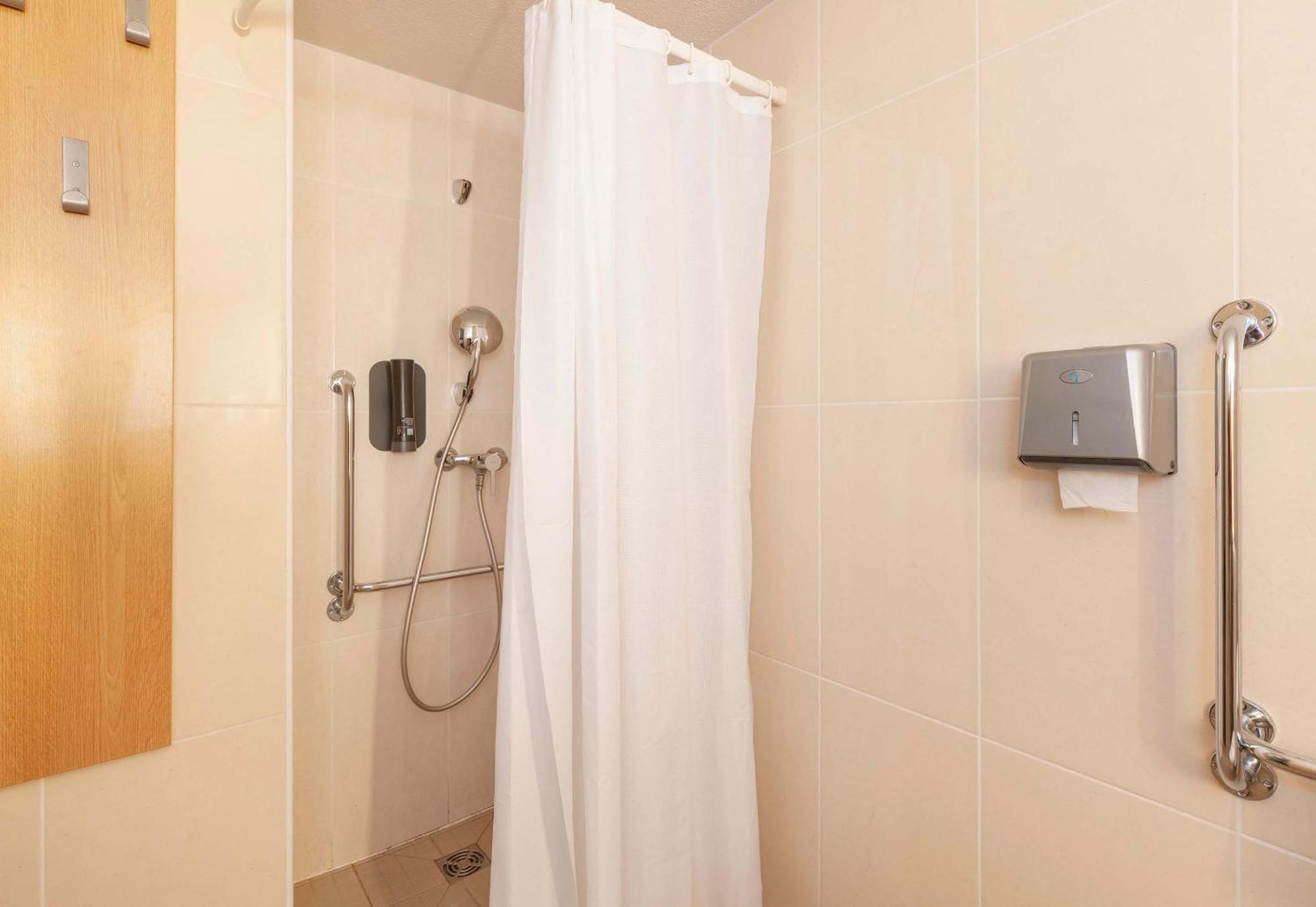 B&B Hotel بايون المظهر الخارجي الصورة